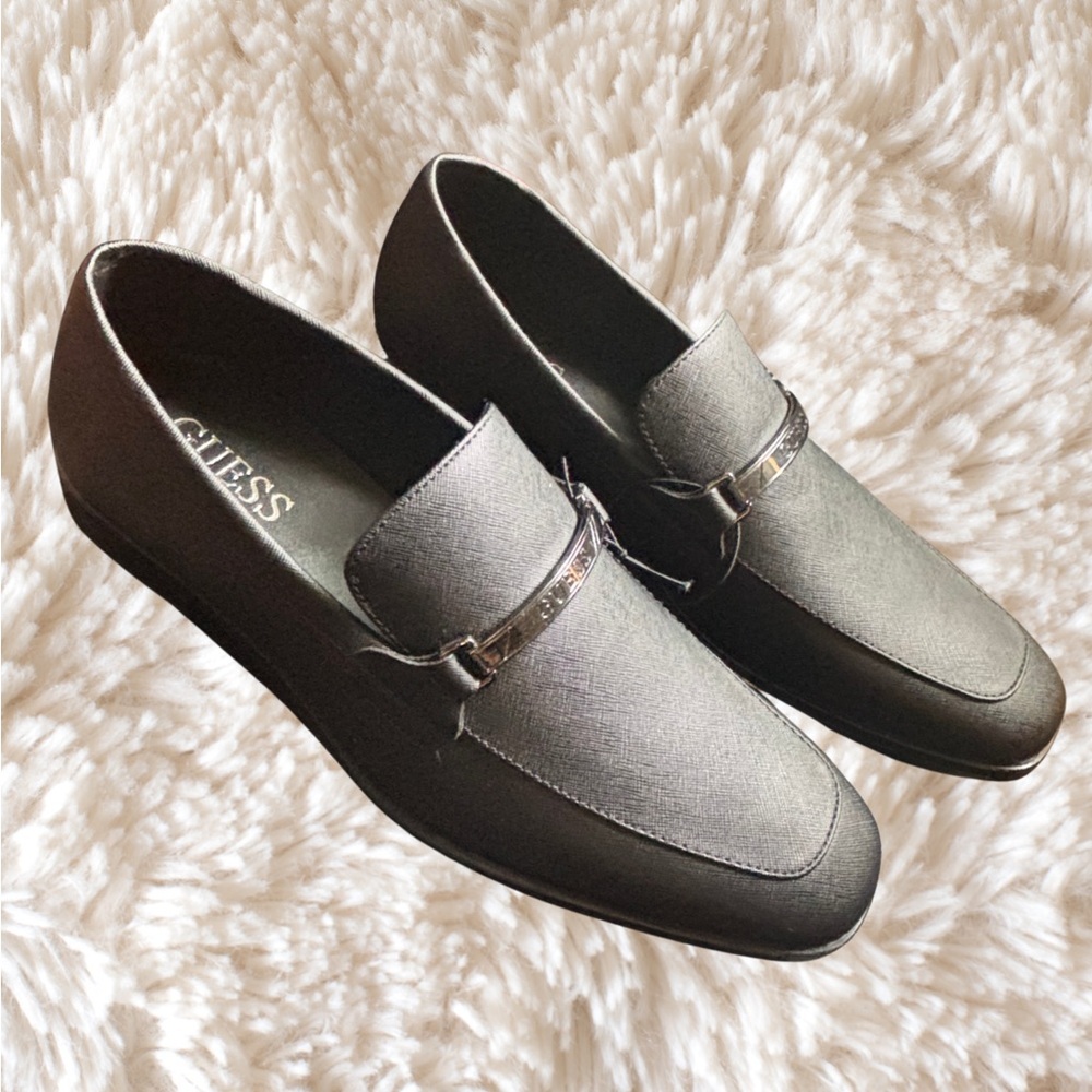 GUESS Men's Gray Slip-On Loafers